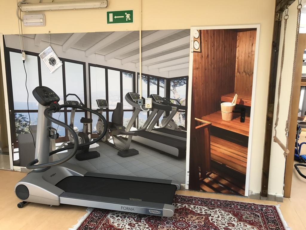 Hotel Byron Milano Marittima Eksteriør billede