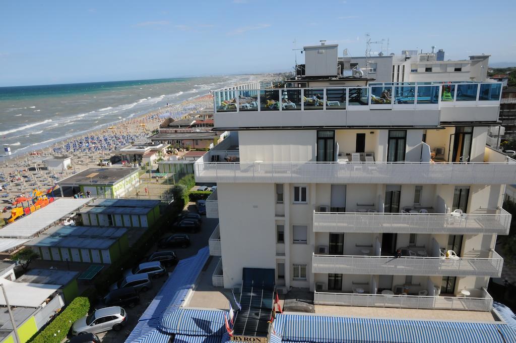 Hotel Byron Milano Marittima Eksteriør billede