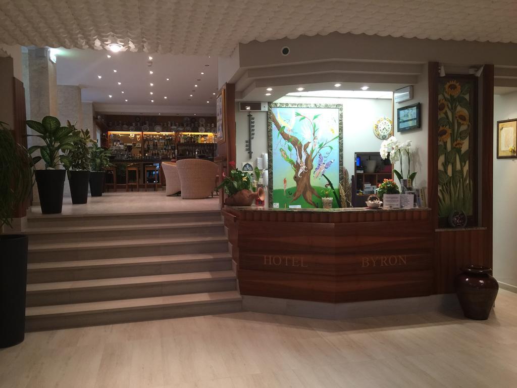 Hotel Byron Milano Marittima Eksteriør billede