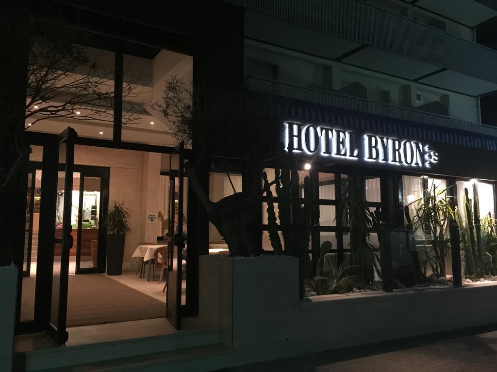 Hotel Byron Milano Marittima Eksteriør billede